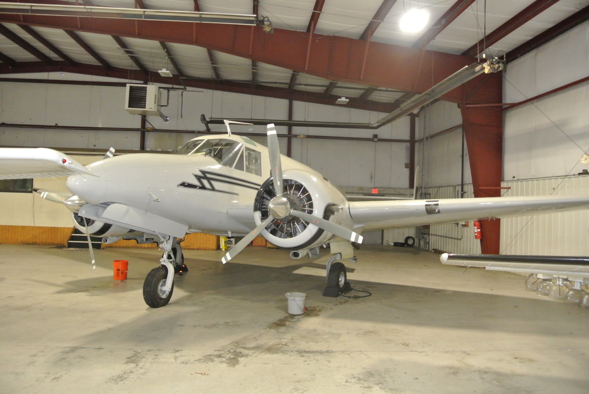 1969 Beech H18 "Twin Beech"
